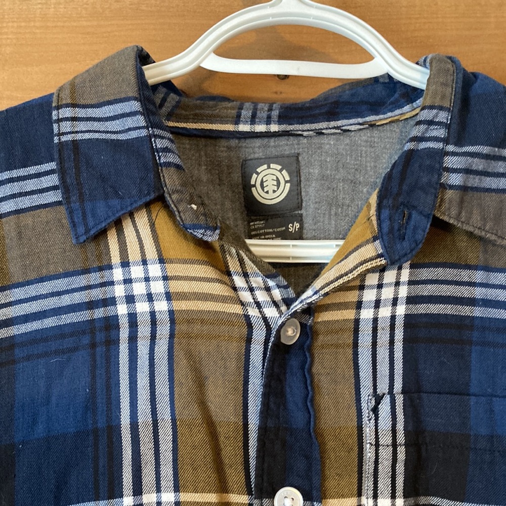 💐Element * plaid button up - Picture 2 of 5